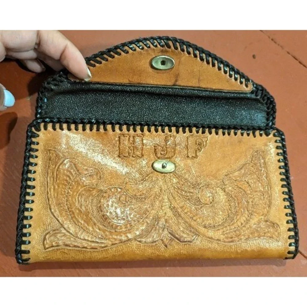 Vintage Handmade Western Leather Embossed Clutch Wallet‎ Tooled Flowers